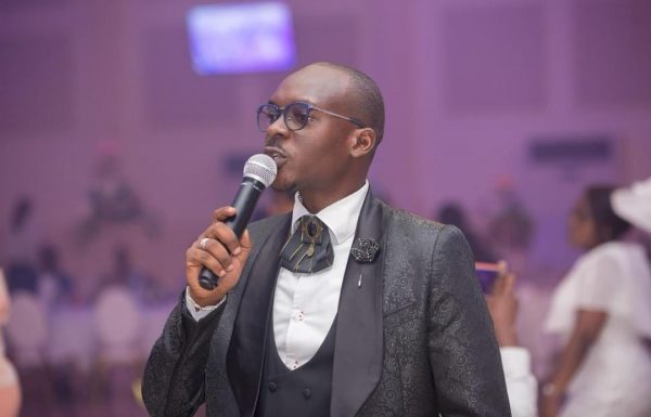 Maître de Cérémonie Koeurly Abessolo