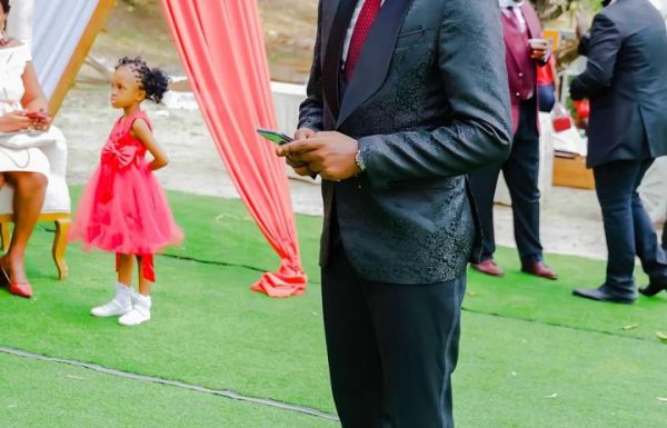 Maître de Cérémonie Koeurly Abessolo