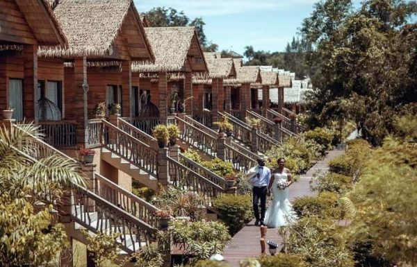 Ra Phaël Empire Wedding