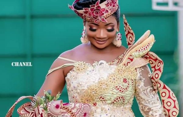 Ra Phaël Empire Wedding